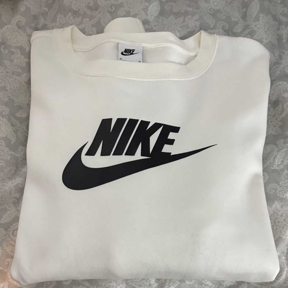 Nike Men's White Crewneck Sweater